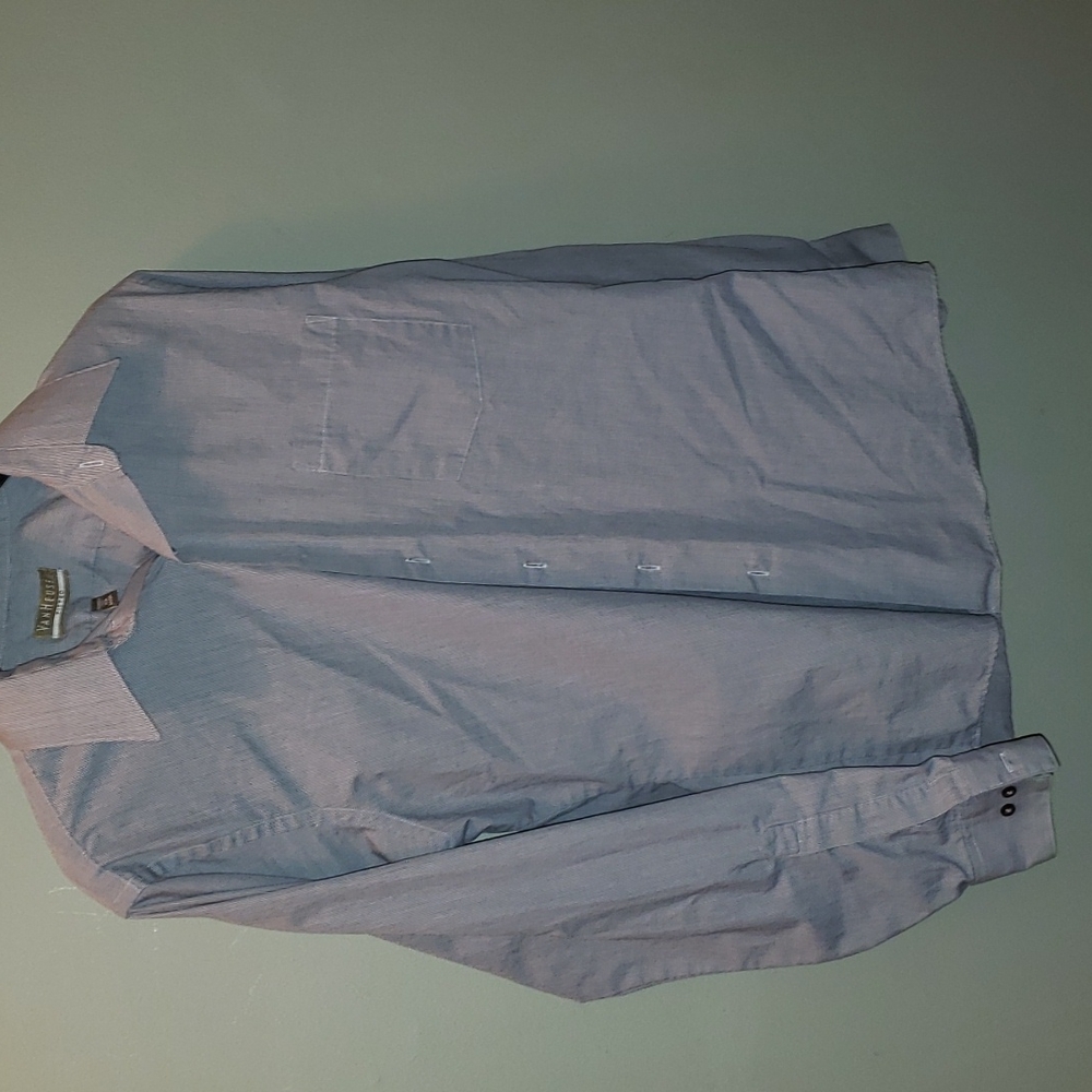 🩵 VAN HEUSEN- Black/White Buttondown Shirts